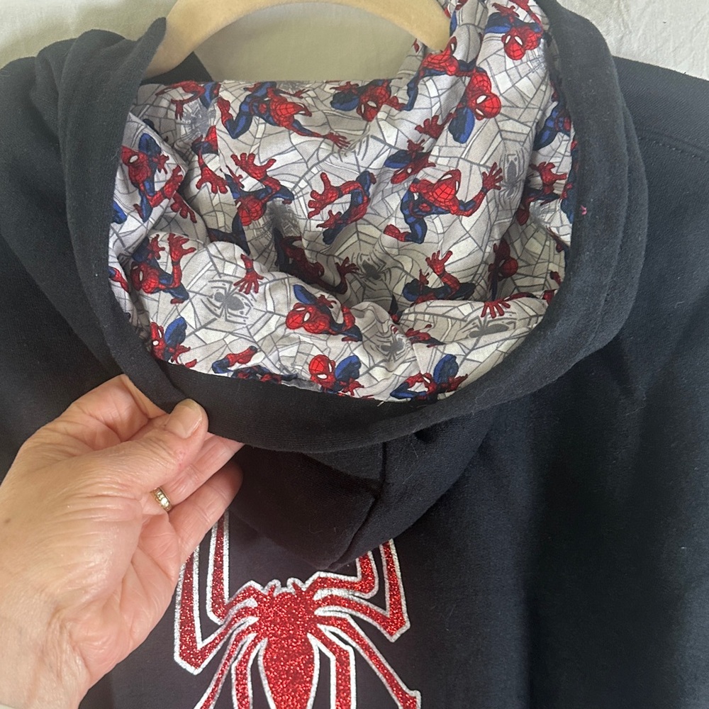 Gildan Black Pullover Hoodie with Red & Blue Spider Graphic - Picture 4 of 4